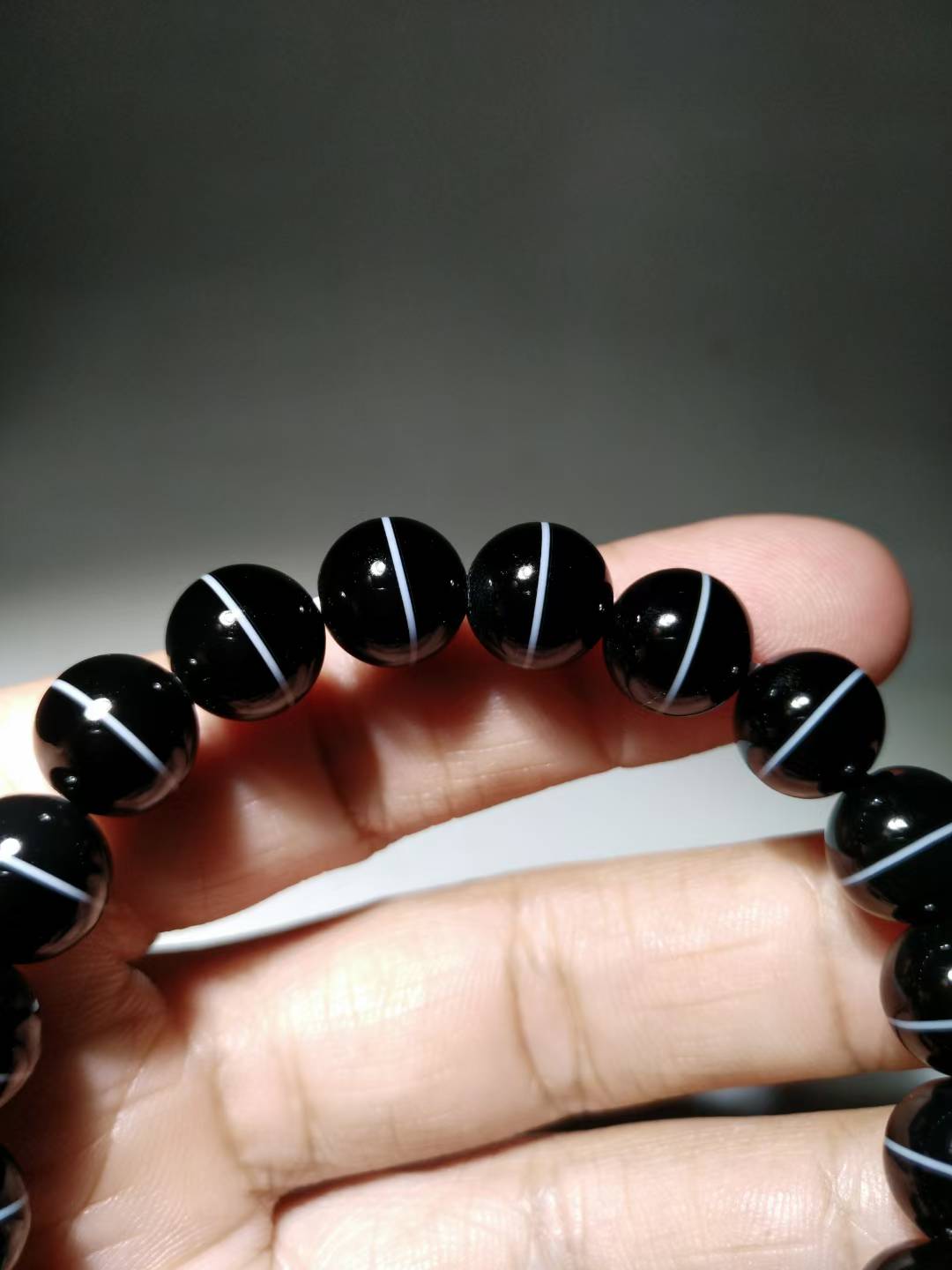 NO.8105 Premium Yixin Yaoshi Dzi Bead Bracelet - Image 6