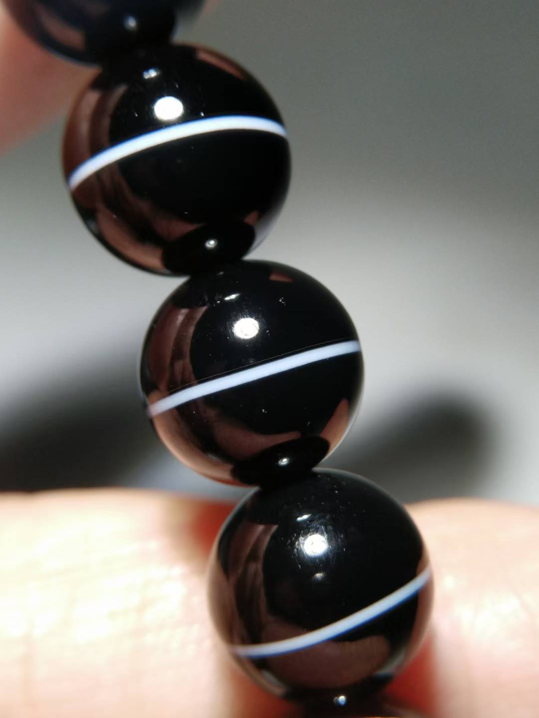NO.8105 Premium Yixin Yaoshi Dzi Bead Bracelet - Image 7