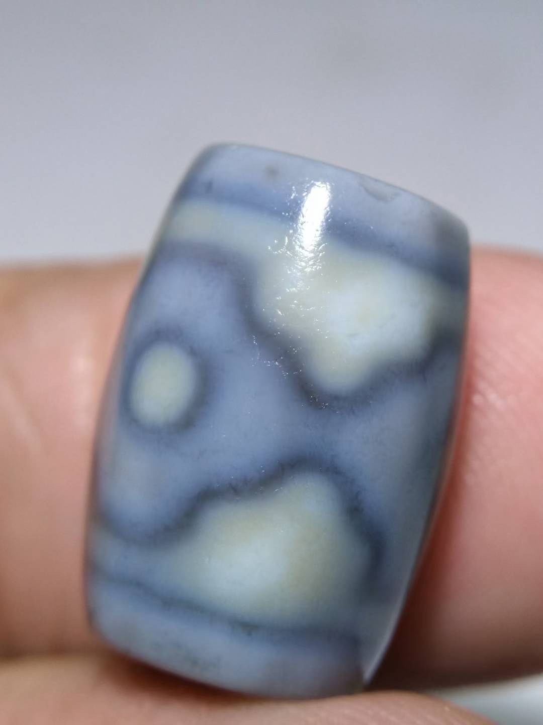 NO.8118 Pure Tibetan Mandala 3-Eye Dzi Bead - Image 7