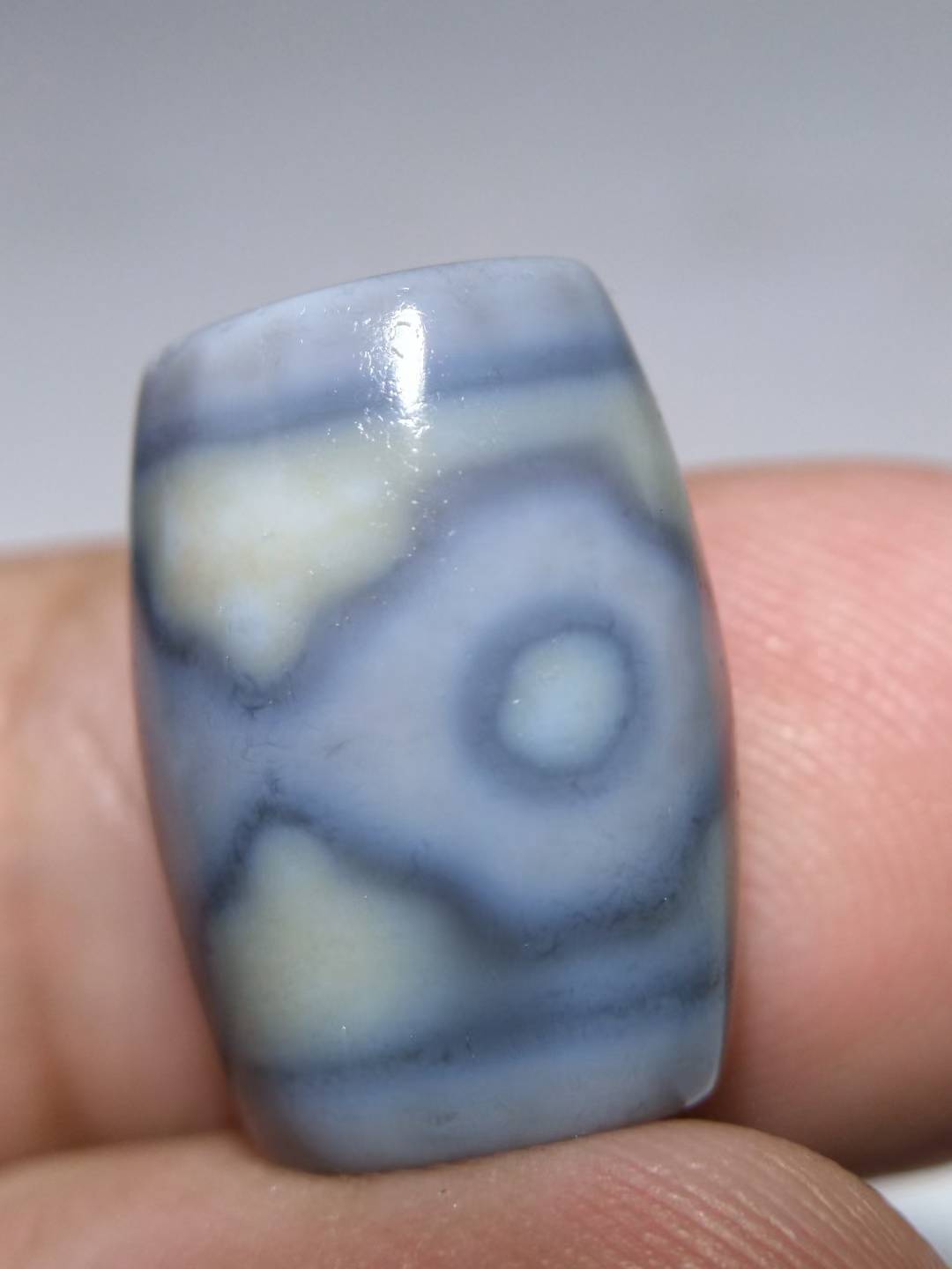 NO.8118 Pure Tibetan Mandala 3-Eye Dzi Bead - Image 5