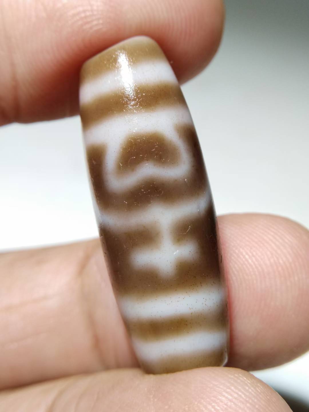 NO.8142 Cinnabar-Rich "Treasure Vase" Tibetan Dzi - Image 3